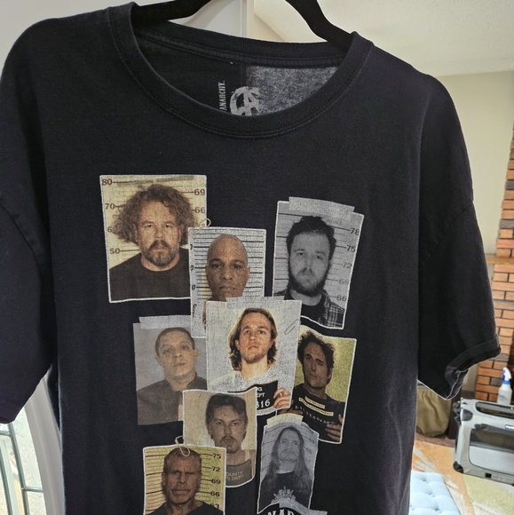 ๐3/$25๐ SONS OF ANARCHY MUGSHOT  t-shirt Adult XL - Picture 1 of 4